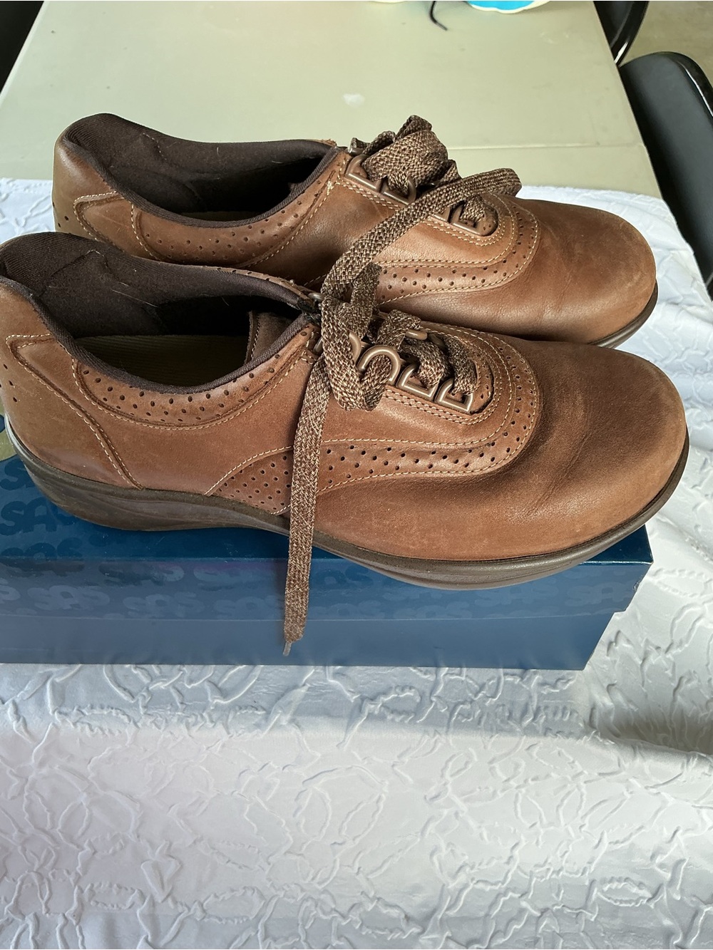 SAS Women's Brown Leather Oxford Lace-Up Shoes
